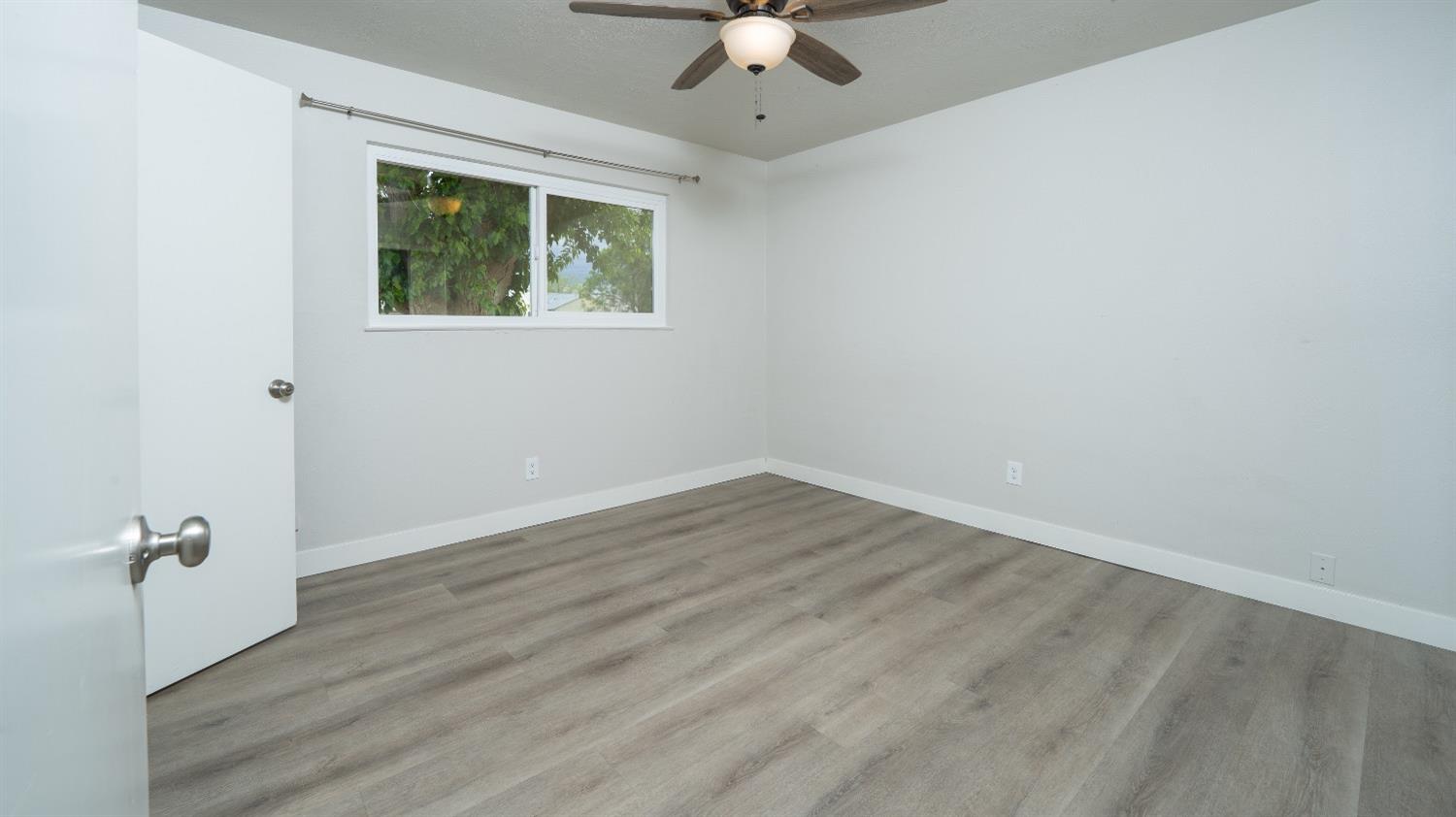 123 Roosevelt St, Coalinga, CA 93210