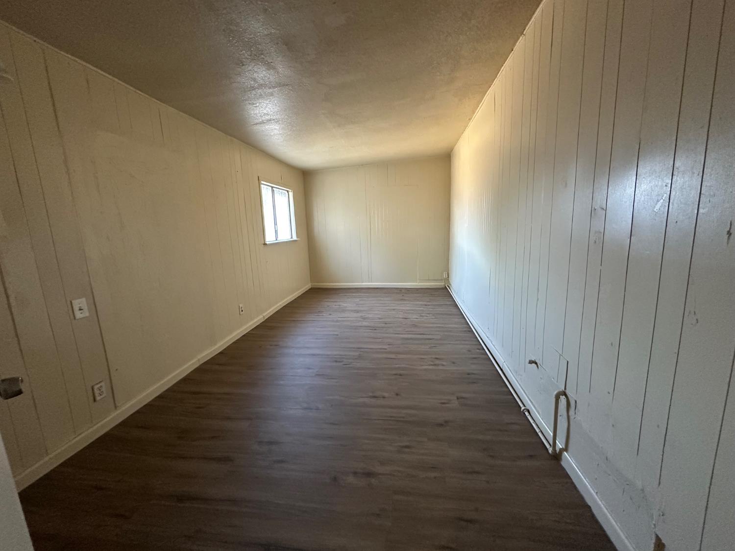 410 S Hughes Ave, Fresno, CA 93706