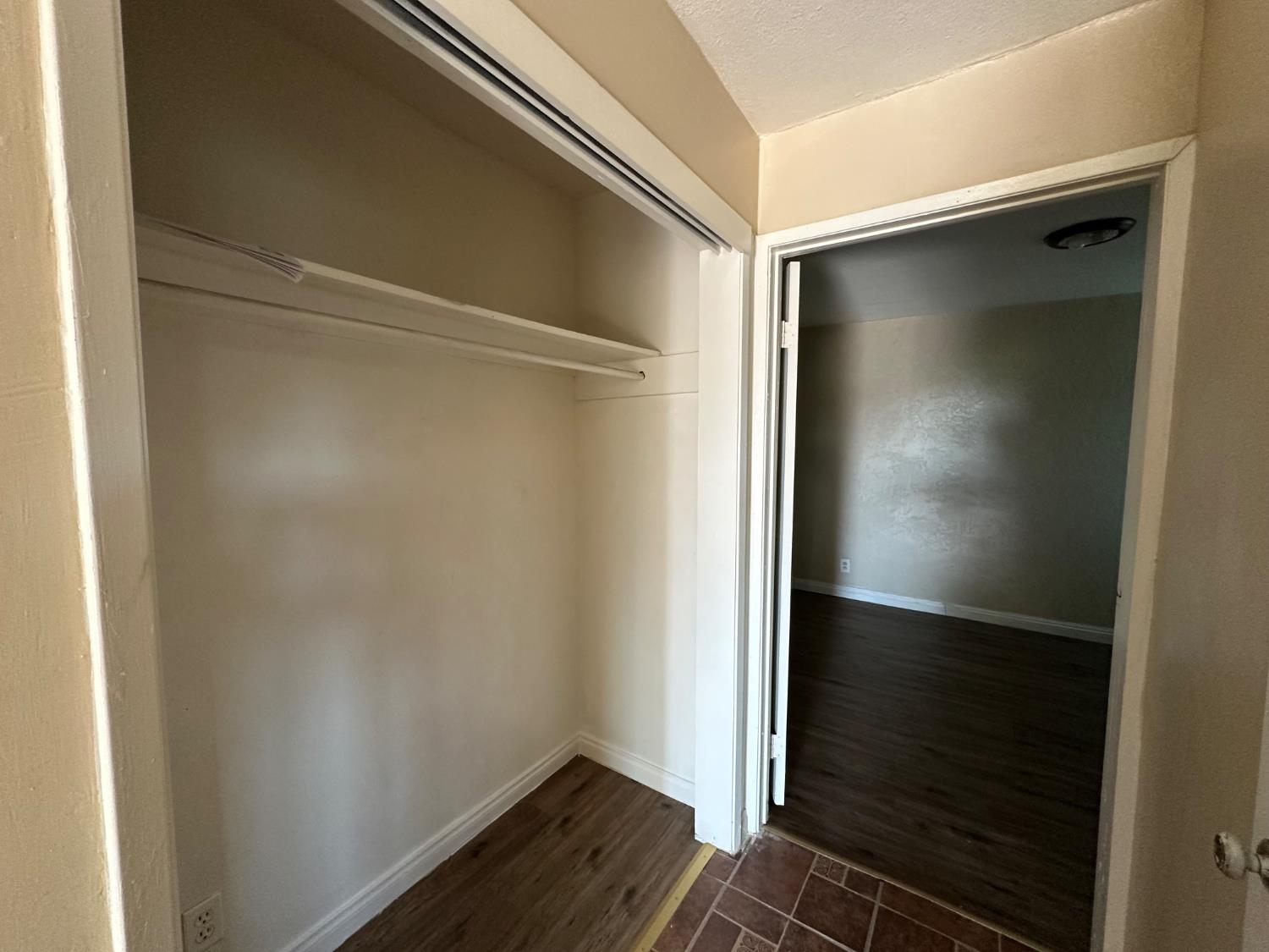 410 S Hughes Ave, Fresno, CA 93706